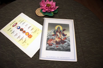 Manual de Kwan Yin por Ana Ortiz